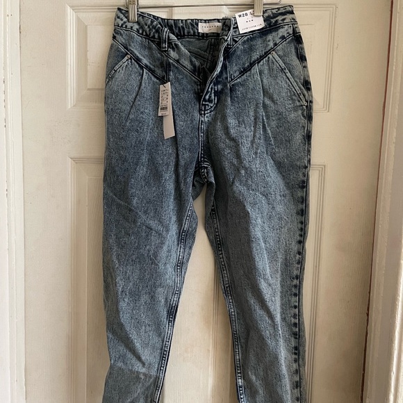 Top Shop High Waisted Mom Jeans - Picture 2 of 5
